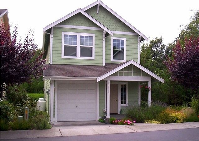 1st image of 10618 NE Kingston Meadows Cir #40-3
