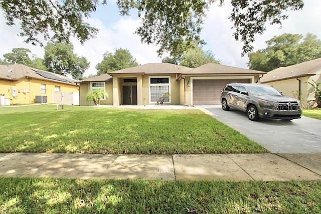 1st image of 1925 Oak Estates Dr