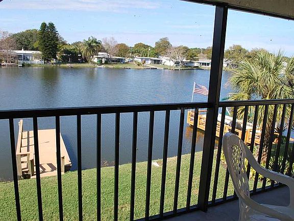 2nd image of 10176 Seminole Island Dr