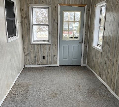 3rd image of 706 N Main Street