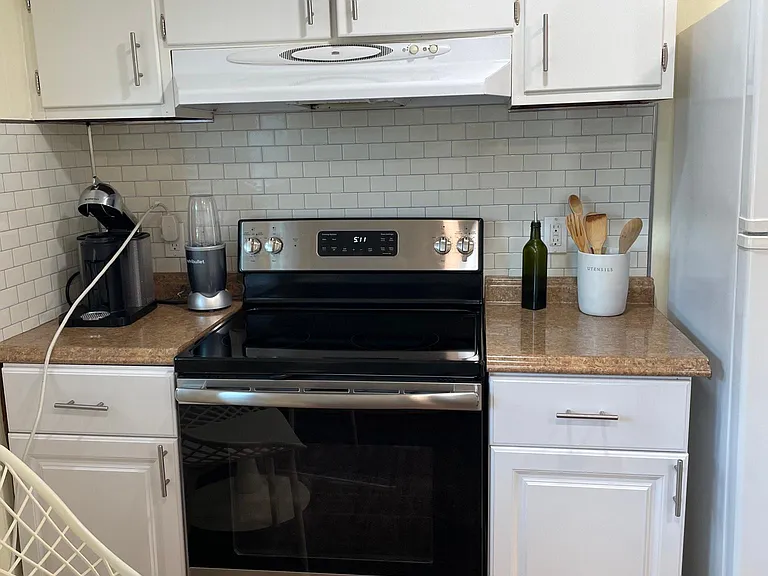 93 Lafayette St #2 — Photo 7