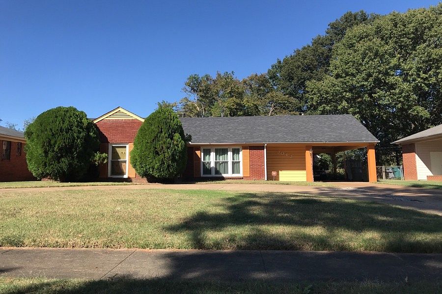 1st image of 3042 Beauchamp Dr