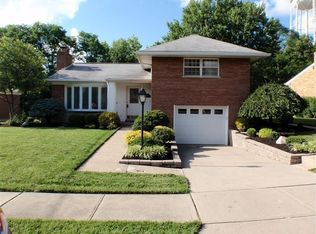 73 Marian Dr, Fort Thomas, KY 41075