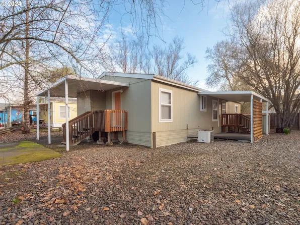 143 Mount Scott Ln #12, Glide, OR 97443
