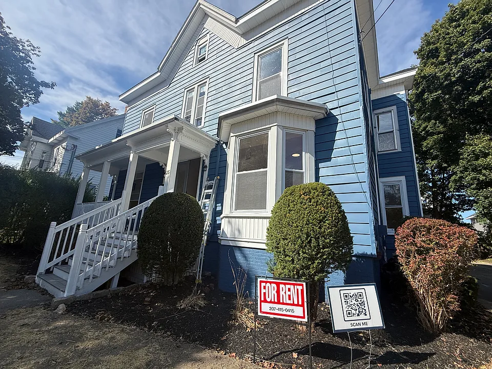 25 Pleasant Ave #2