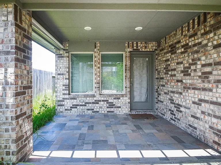 9316 Colonial Bent Ct — Photo 22