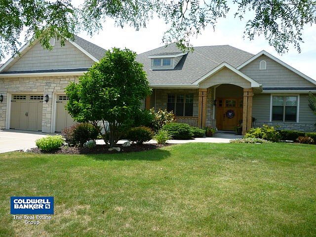 1st image of 527 Rollingwood Dr