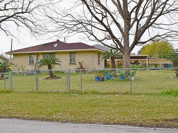 5th image of 1062 Redondo Dr