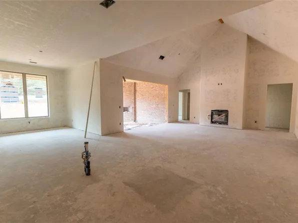 14017 Magnolia Ln, Edmond, OK 73049