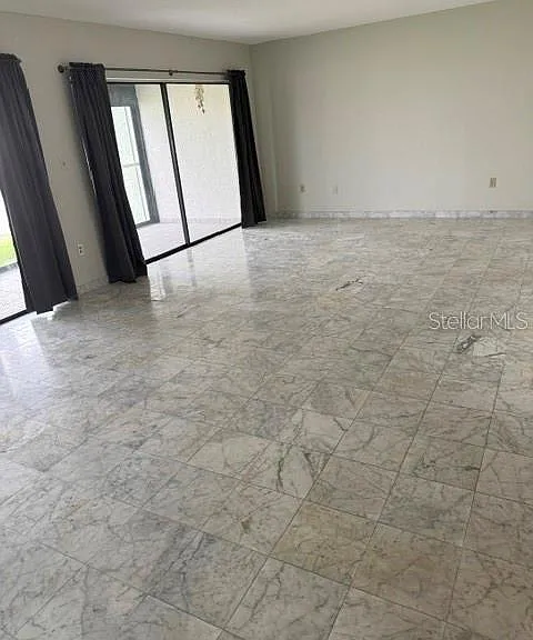 1400 Mineo Dr #12T — Photo 8
