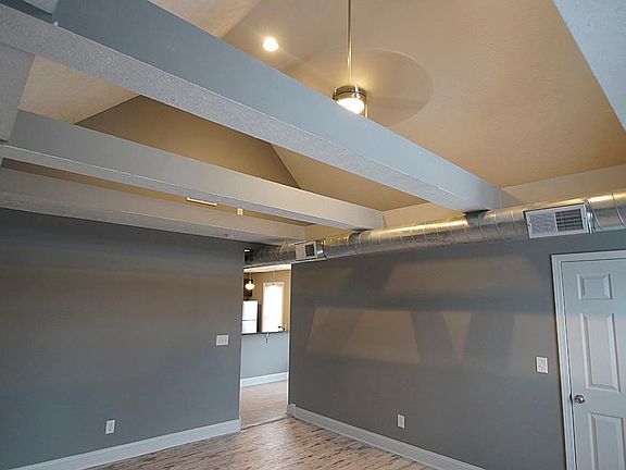 2nd image of 2485 Tremont Ave APT 2