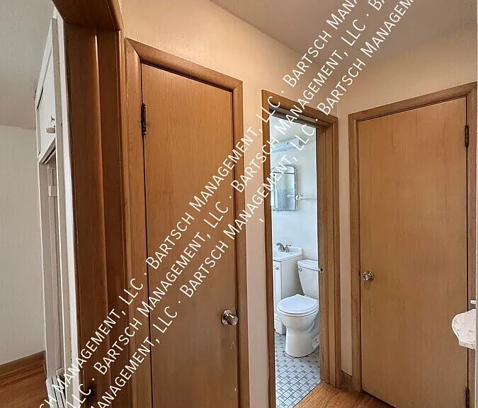 3250 S 49th St #7 — Photo 9