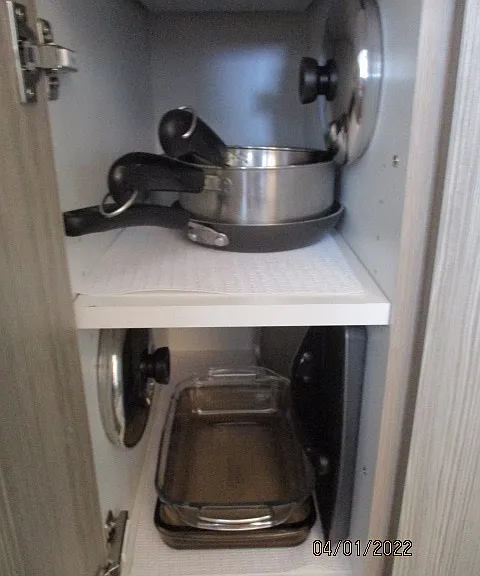 Pots, pans, bakeware
