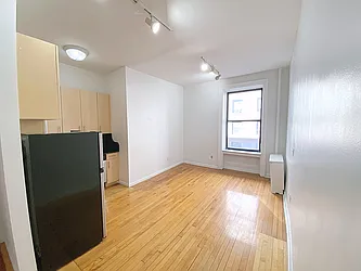 Rented by Rachel Realty