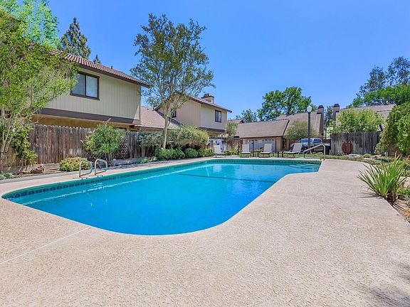 3rd image of 1731 Rodgers Rd #47747