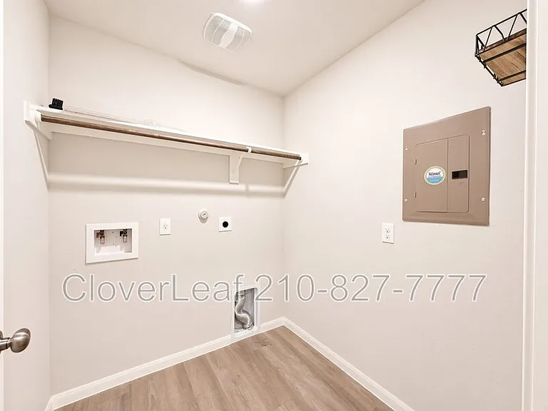 7939 Dovers Den — Photo 25