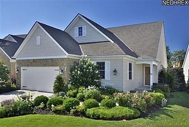 1st image of 10 River Place Dr