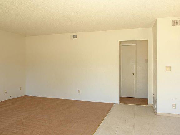 2nd image of 2157 Canary Ct APT 1