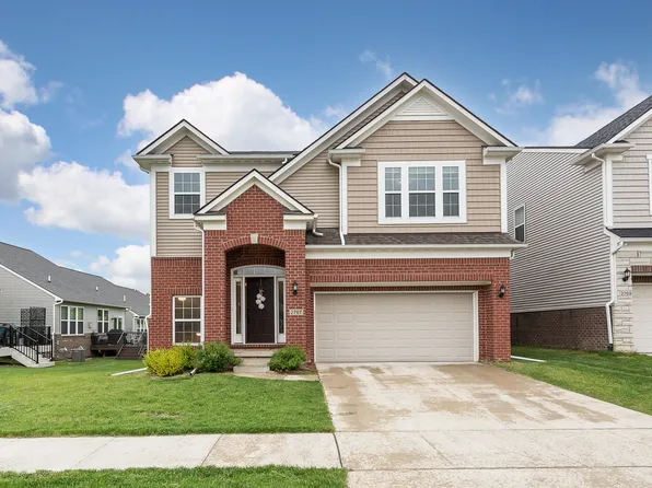 2767 Street Regis Way, Ann Arbor, MI 48105