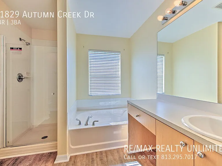 11829 Autumn Creek Dr — Photo 18