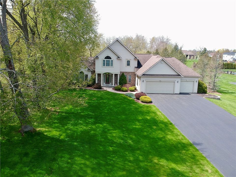 79 Sarah Cir, Spencerport, NY 14559 Zillow