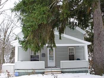 1st image of 80 Union St