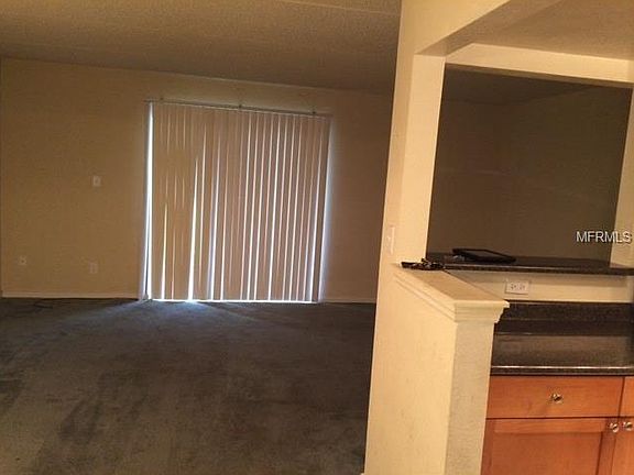 4th image of 130 Lewfield Cir