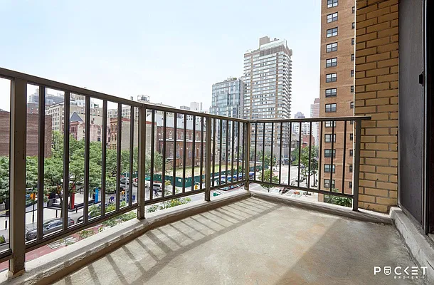 Rented by PocketBroker Inc | media 29