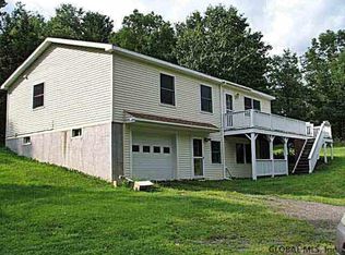 437 Beattie Hollow Rd, Salem, NY 12865