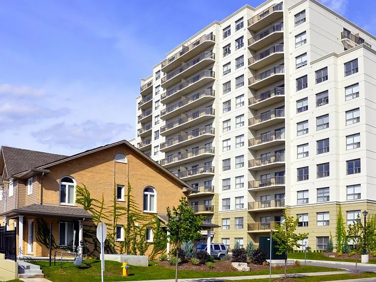 180 Mill St — Photo 19