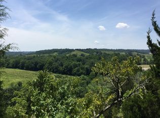 275 Riverbend Ln, Winchester, KY 40391