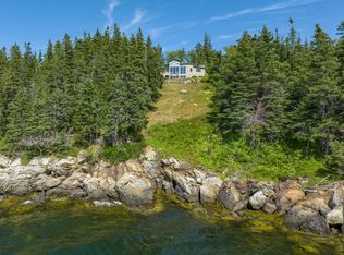 47 Dyces Head Rd, Castine, ME 04421