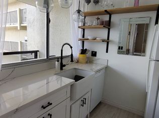 444 Nahua St APT 912, Honolulu, HI 96815