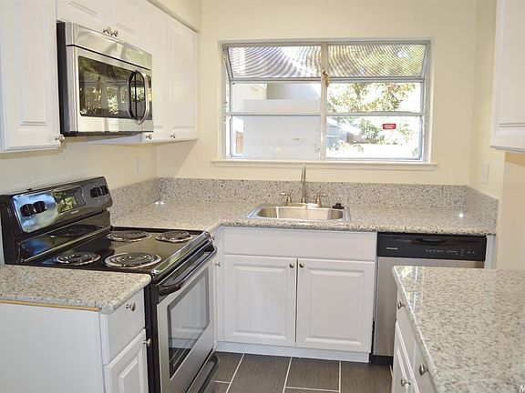 5th image of 5616 Hamilton St APT 110
