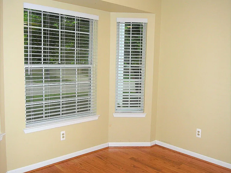 31109 Columbia Dr — Photo 12