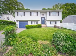 132 Benefit St, Waterbury, CT 06704