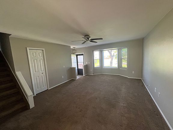 3rd image of 26924 Campau Ln #1