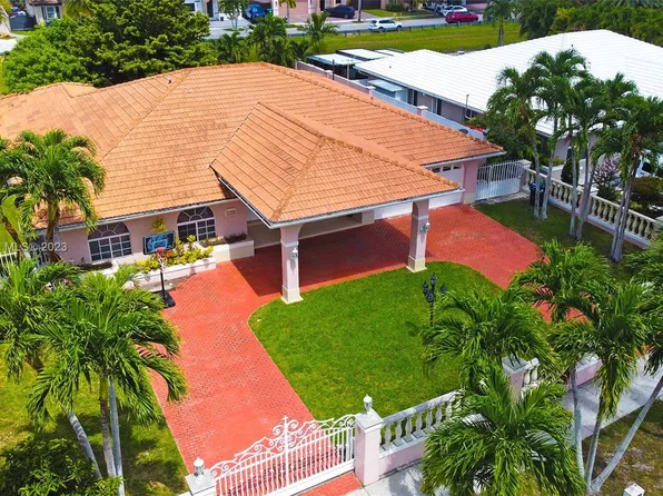1558 SW 143rd Pl, Miami, FL 33184