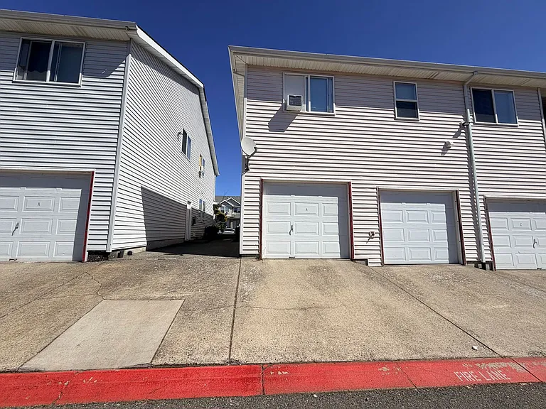 8532 NE Knott St #A-D — Photo 22