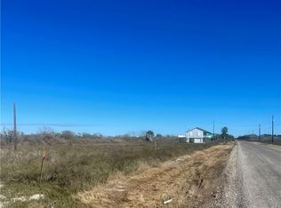 526 & 527 Water Oak Ln, Rockport, TX 78382