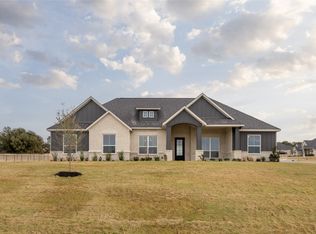 700 Burr Oak Ln, Weatherford, TX 76085