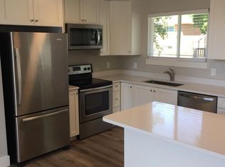 9899 S Wimbleton Dr, Sandy, UT 84092