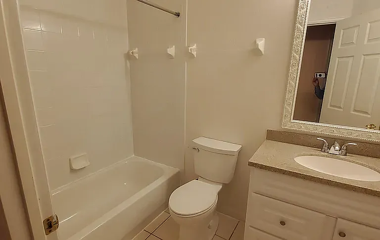 4629 Riverton Dr — Photo 15