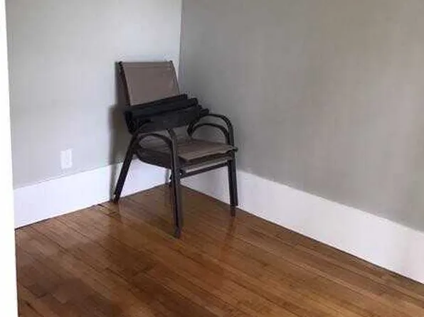 (undisclosed Address), Newton, MA 02461