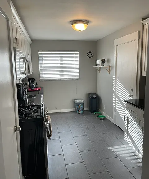 3107 Kinmont St #2 — Photo 17