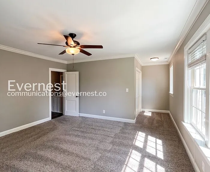 109 Mayfair Rd — Photo 35