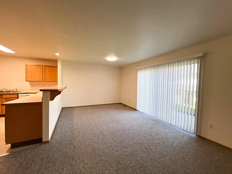 5511 Glenridge Way — Photo 17