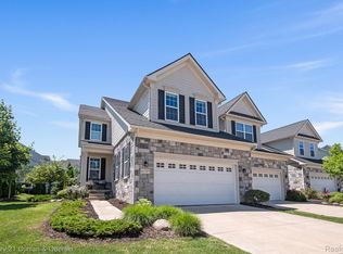 42787 Cardinal Way, Novi, MI 48375