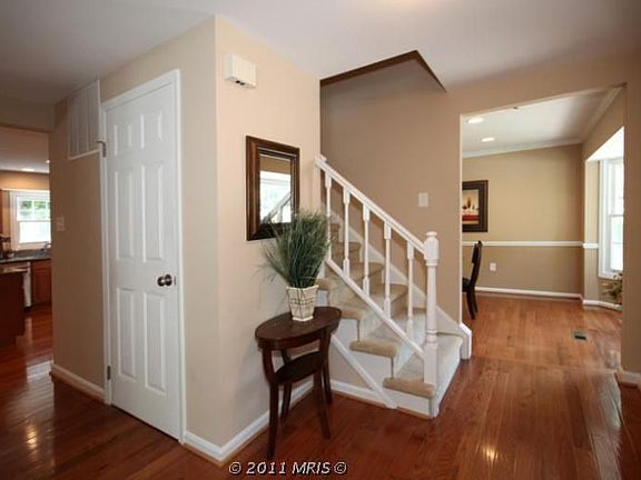 5th image of 5917 Oakland Park Dr