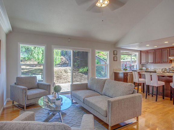 5th image of 3990 Country Vista Ct